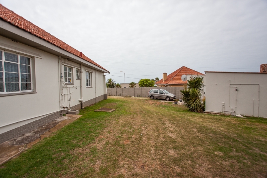 3 Bedroom Property for Sale in Humerail Eastern Cape